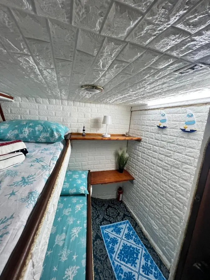 Boat & Breakfast Alicudi Bed & Breakfast Alghero