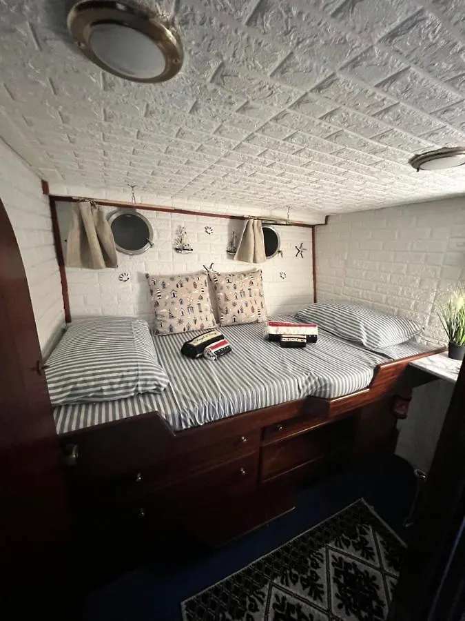 Boat & Breakfast Alicudi Bed & Breakfast Alghero